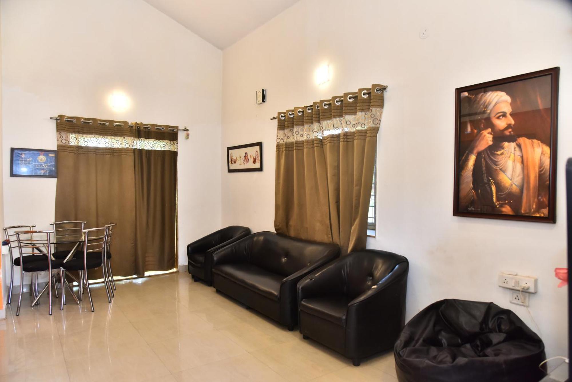 Madhuban Bungalow Panchgani 马哈巴莱斯赫瓦尔 外观 照片